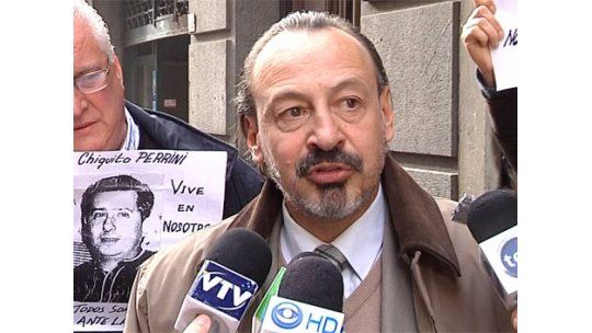 Caso Perrini: acusan a general Barneix de evadir la justicia