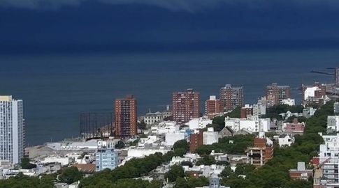 Inumet actualizó doble alerta naranja y amarilla por tormentas fuertes y lluvias intensas
