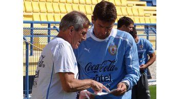 Vuelven las Eliminatorias: Tabárez reservó jugadores del exterior