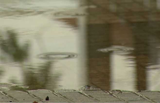 agua en vereda.jpg
