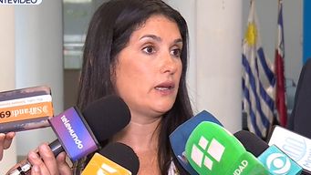 caceres renuncia al codicen para ser candidata a intendenta: montevideo no esta en condiciones de una capital, dijo