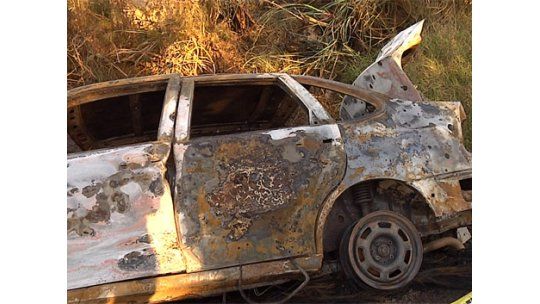 Encuentran una persona calcinada en un auto en Melilla