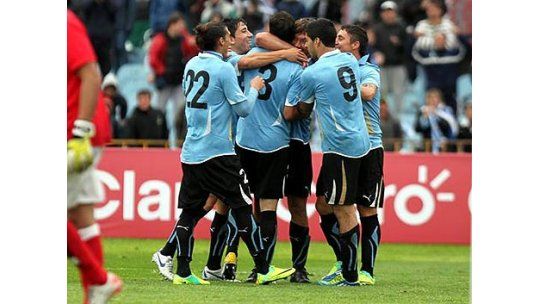 La primera en casa: Uruguay 4 - Bolivia 2