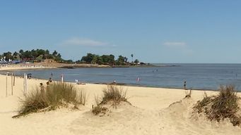 imm monitorea calidad del agua en playas: las unicas inhabilitadas son miramar y puerto del buceo