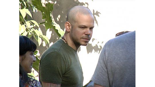 René, cantante de Calle 13, visitó de sorpresa un hogar del Sirpa