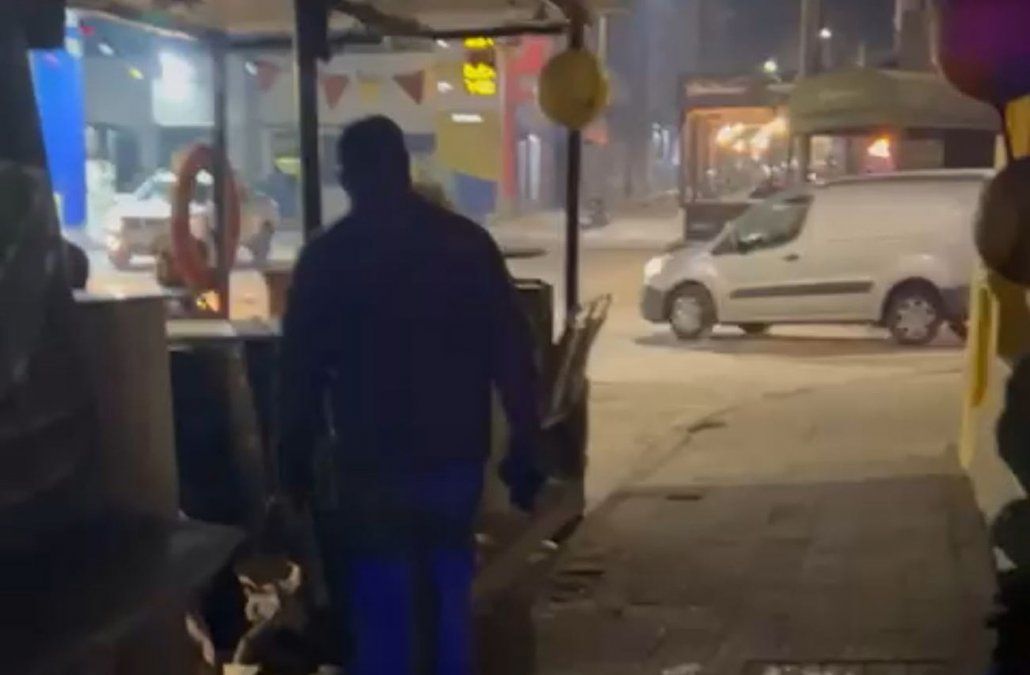 Foto cedida a Subrayado. La víctima estaba resguardada en un lugar frente a la estación de servicio donde fue en busca de agua.