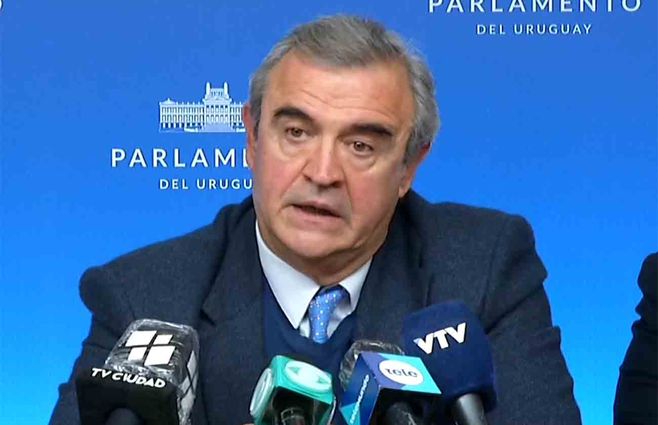 Larrañaga-Jorge-cara-parlamento.jpg