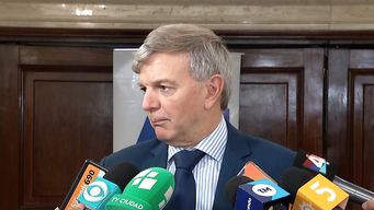 delegacion de fifa visitara uruguay en 2024; negociaran por mas partidos