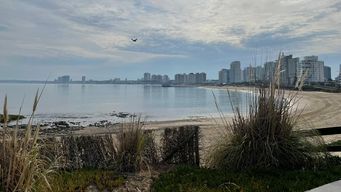 viernes de fresco a caluroso, y el sabado vuelven las lluvias