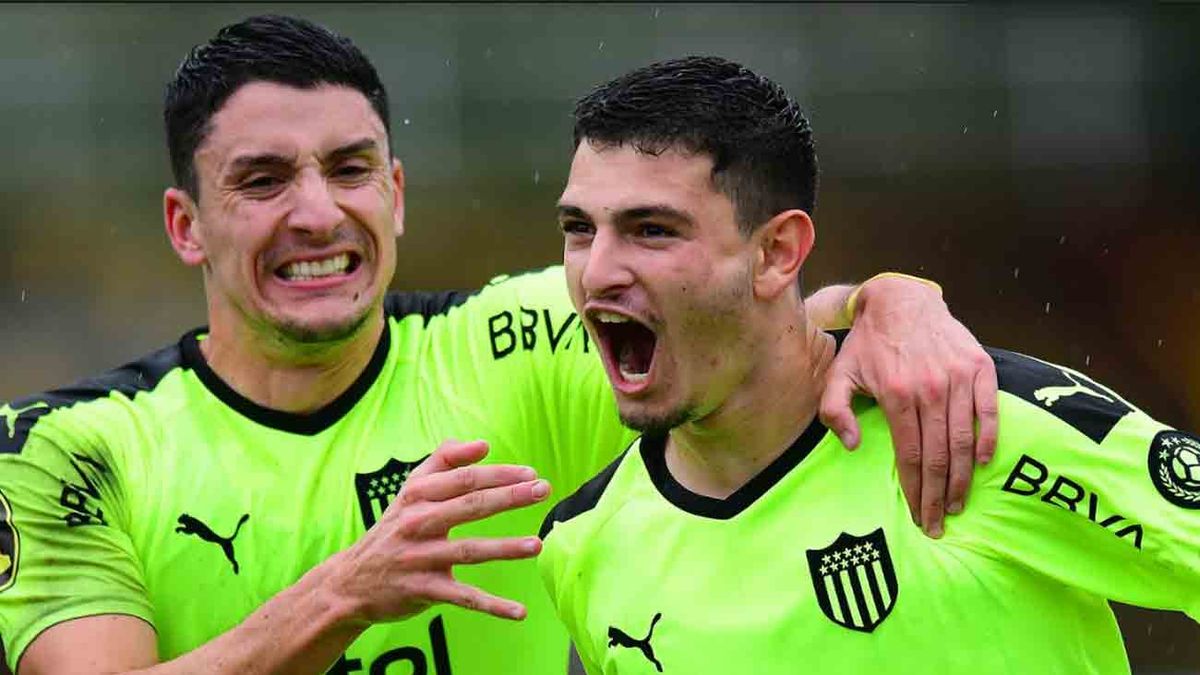 Peñarol le ganó a Progreso en el Paladino y se acerca a la Copa Libertadores