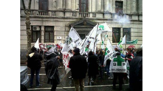 Funcionarios del Estado desocuparon el MEF