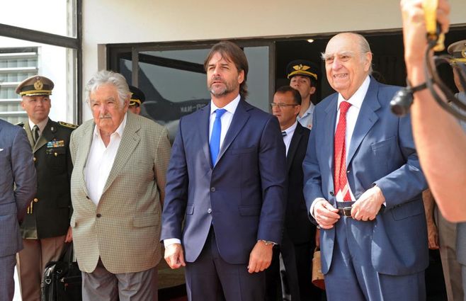 Mujica-Lacalle-Pou-Sanguinetti-foto-FocoUy.jpg