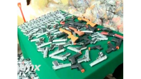 Prohíben la fabricación y venta de armas de juguete en San Pablo