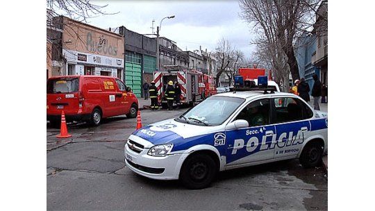 Anciano falleció en incendio causado por una estufa en su casa