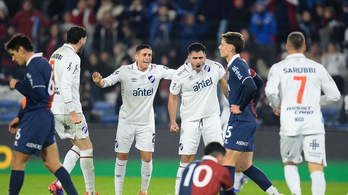 Con gol de Maxi Gómez, Nacional venció a Albion en el Parque Central por el torneo Intermedio