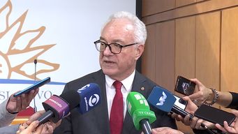 lubetkin expreso su voluntad de que el parlamento uruguayo sea el primero en ratificar acuerdo con union europea