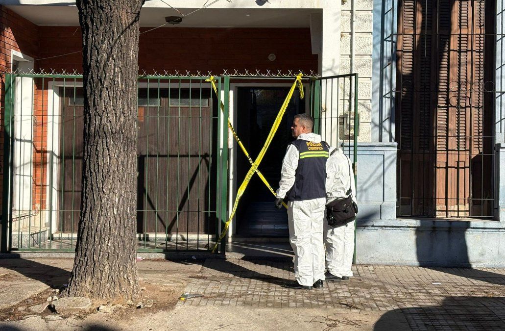 Policía investiga homicidio de una mujer de 66 años en Aguada: fue hallada en su patio con un golpe en la cabeza