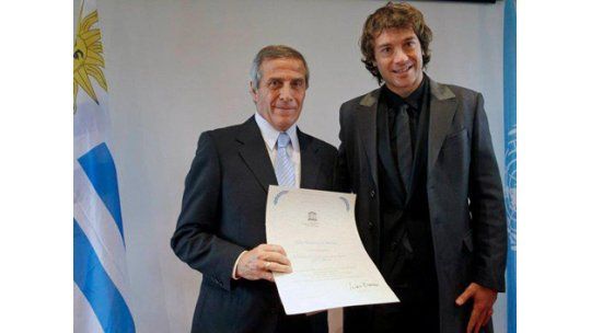 Tabárez al recibir premio Unesco: hay que saber ganar y perder