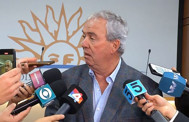 Heber-Parlamento-junio.jpg