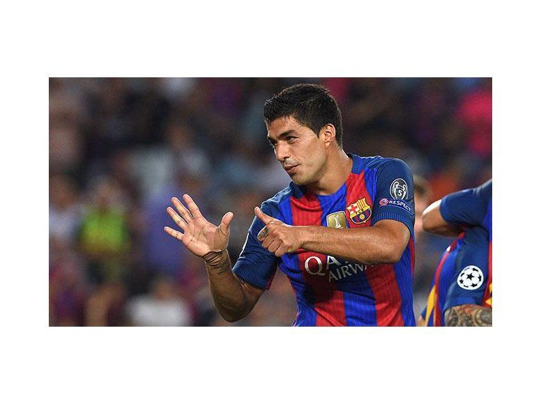 Dos de Suárez y uno de Cavani por la Liga de Campeones de Europa