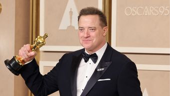 un emocionado brendan fraser sella su regreso a hollywood con el oscar al mejor actor