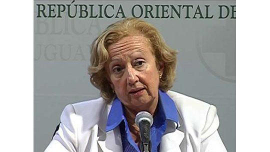 Ex ministra dice que cualquier médico podía anestesiar a la mujer