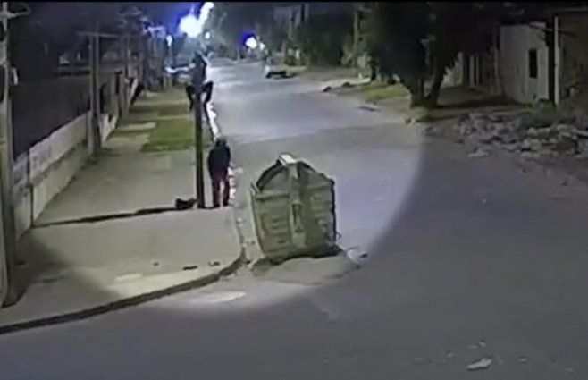 Deslizá hacia abajo para mirar el video.