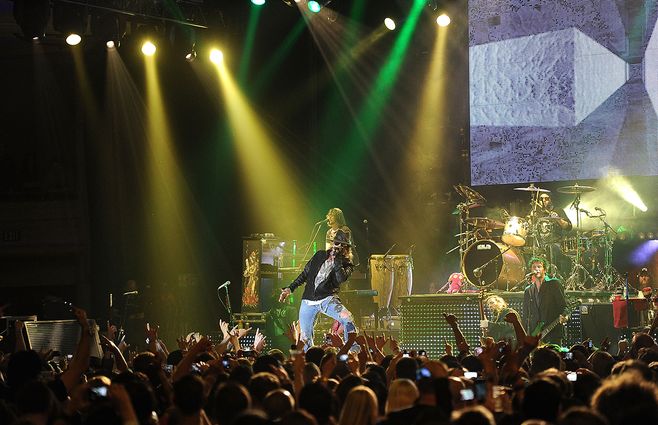 Guns-NRoses-AFP.jpg