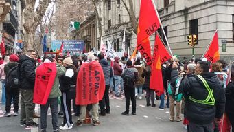 Paro de la FUS, de 8 a 15. Foto: archivo Subrayado (movilización frente al MEF).