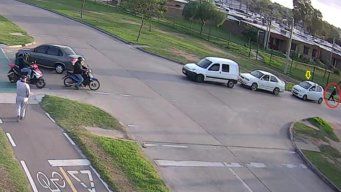 Foto: Ministerio del Interior. Hay una cámara de videovigilancia en esa esquina del barrio Ituzaingó.