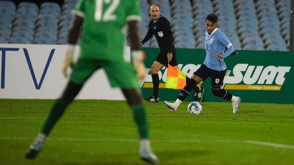 Uruguay 2-0 Cuba: Muchas pruebas, pocos goles y escaso fútbol