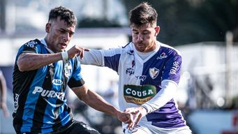 liverpool le gano a fenix y jugara la final del intermedio con defensor