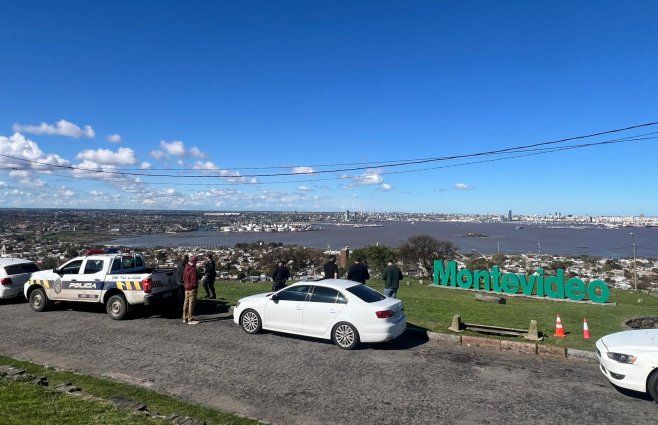 Foto: Mª Eugenia Scognamiglio, Subrayado. Homicidio en la Fortaleza del Cerro, Montevideo.