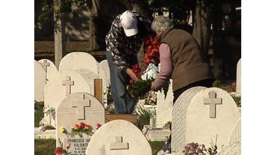 Hay más de 100 cuerpos desaparecidos en cementerios capitalinos