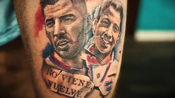 luis suarez y la promesa cumplida de lucas: se tatuo la cara del delantero