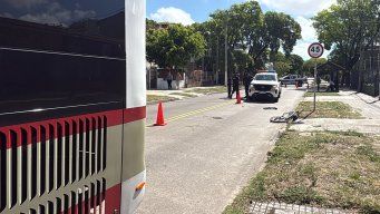 Foto: Mª. Eugenia Scognamiglio, Subrayado. Accidente con ómnibus en Malvín.