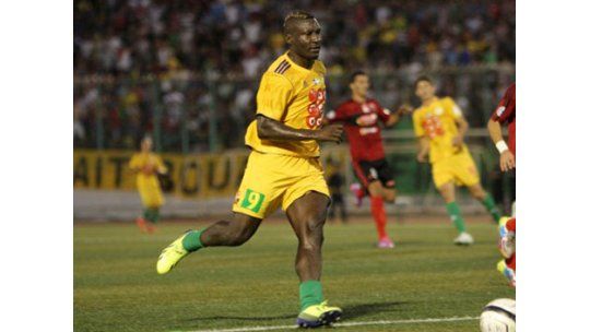 Jugador camerunés murió por una pedrada de sus propios hinchas