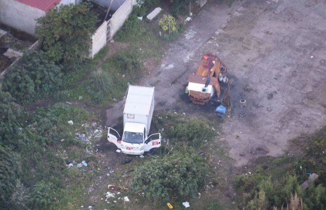 Foto cedida a Subrayado. En el lugar ya se han abandonado otros vehículos; incluso este martes se observaba allí, una camioneta incendiada. 
