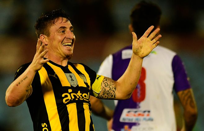 festejo-gol-cebolla-peñarol-fenix-fecha-12-apertura-2018.jpg
