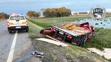 Murió el conductor de una camioneta que chocó con un camión en ruta 8 de Lavalleja. Foto: Policía Caminera.