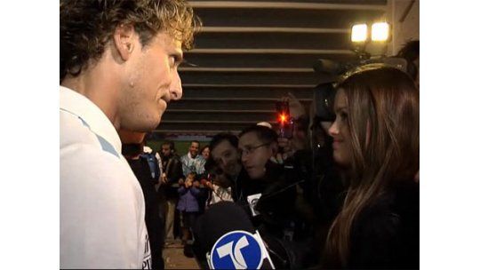 Vitto Saravia entrevistó a Forlán en el Centenario