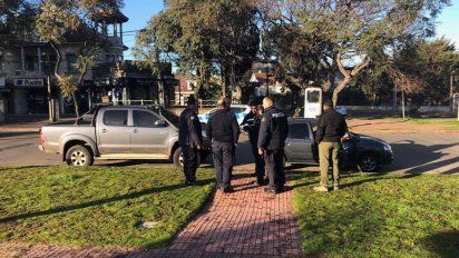 un hombre persiguio a su expareja, le pego 5 balazos y se suicido