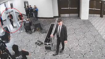 la casa blanca difunde nuevo video del ataque armado en cena donde estaba trump
