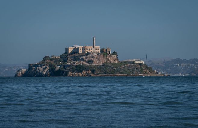 Trump ordenó reabrir la cárcel de Alcatraz, convertida desde hace décadas en destino turístico. Foto: AFP archivo.