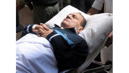Informaciones contradictorias sobre el estado de salud de Mubarak