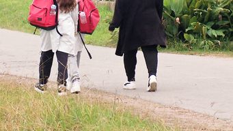 equipo de escuelas disfrutables trabaja con alumnos de escuela donde asistia francisco morosini