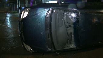 choco dos autos, volco, se tomo un taxi y se fue del lugar: investigan siniestro de transito en cerrito de la victoria