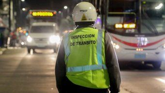 Foto: FocoUy. Inspector de tránsito, IMM.