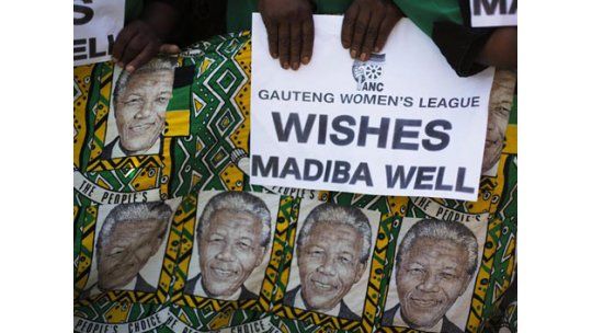 Descartan desconectar aparatos que mantienen con vida a Mandela