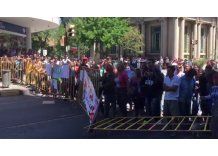 Graves incidentes en Rivera con enfrentamiento entre vecinos y la Policía